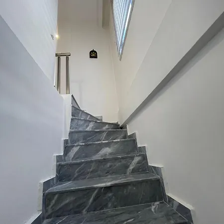Apartment Kestel 4